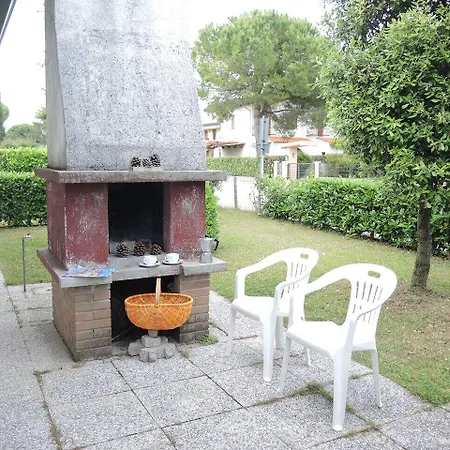 With Private Garden In Bibione